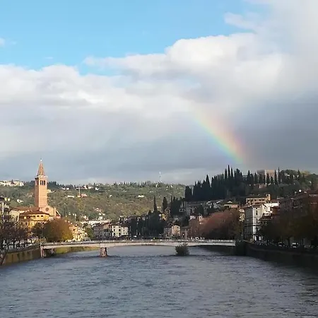 ゲストハウス Ai Gabbiani ヴェローナ